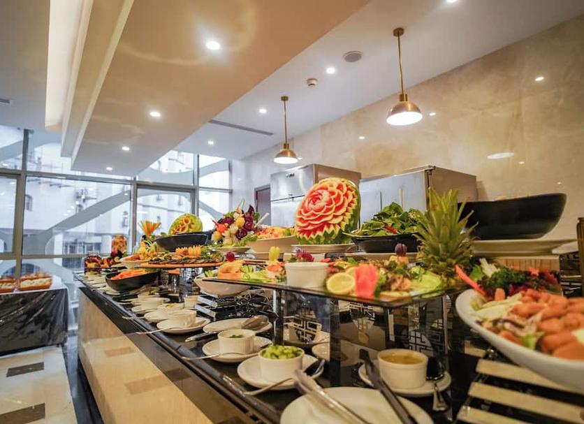 Buffet Photo