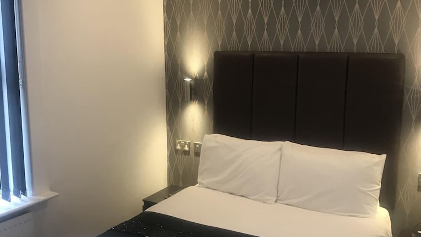 Shores Holiday Apartments