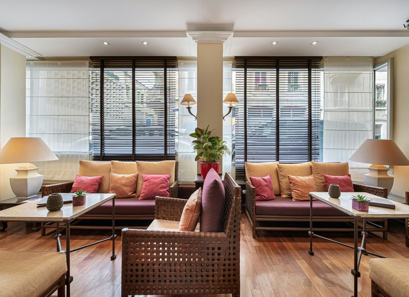 Lounge Photo