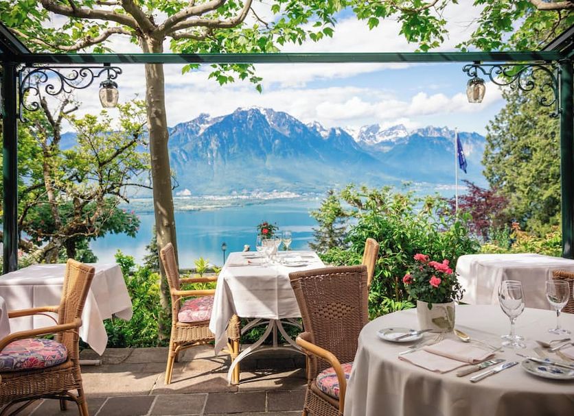 Restaurant Photo