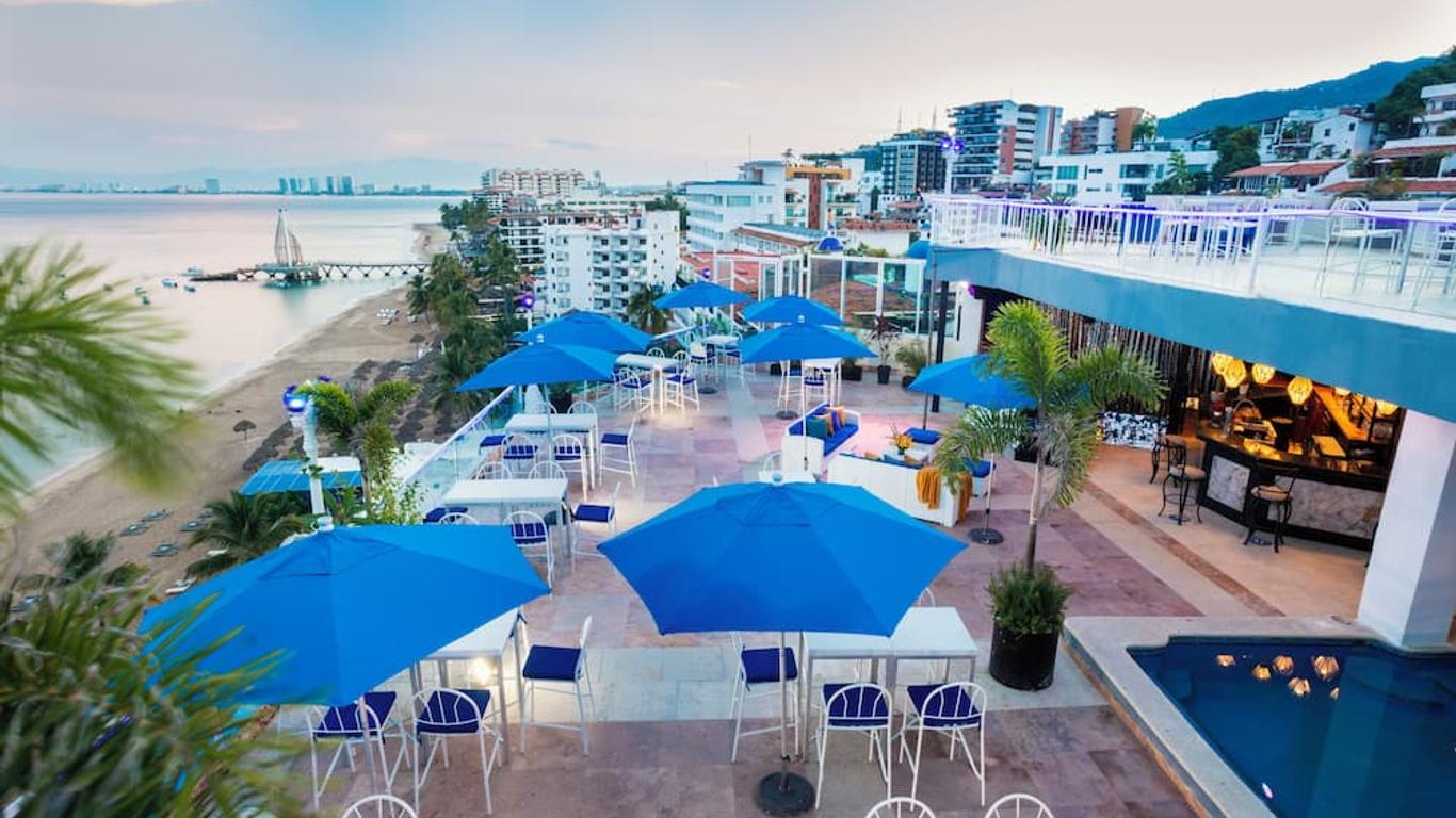 Blue Chairs Resort by the Sea