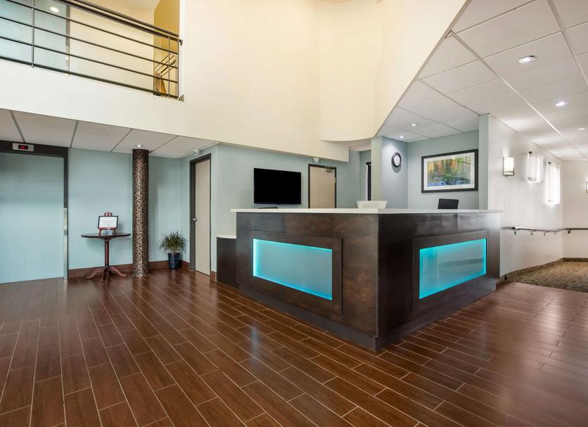 Front desk Photo