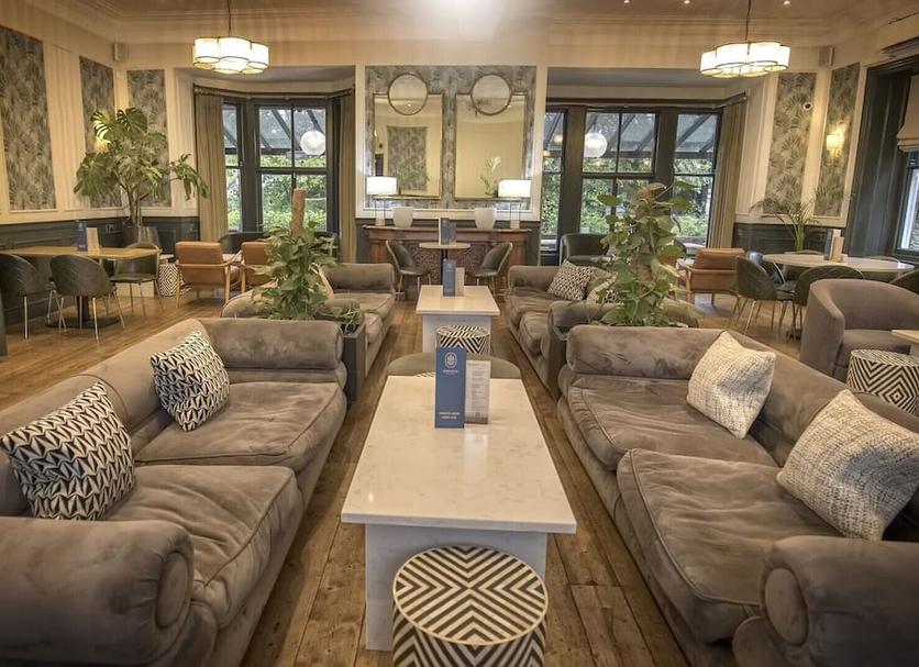 Lounge Photo