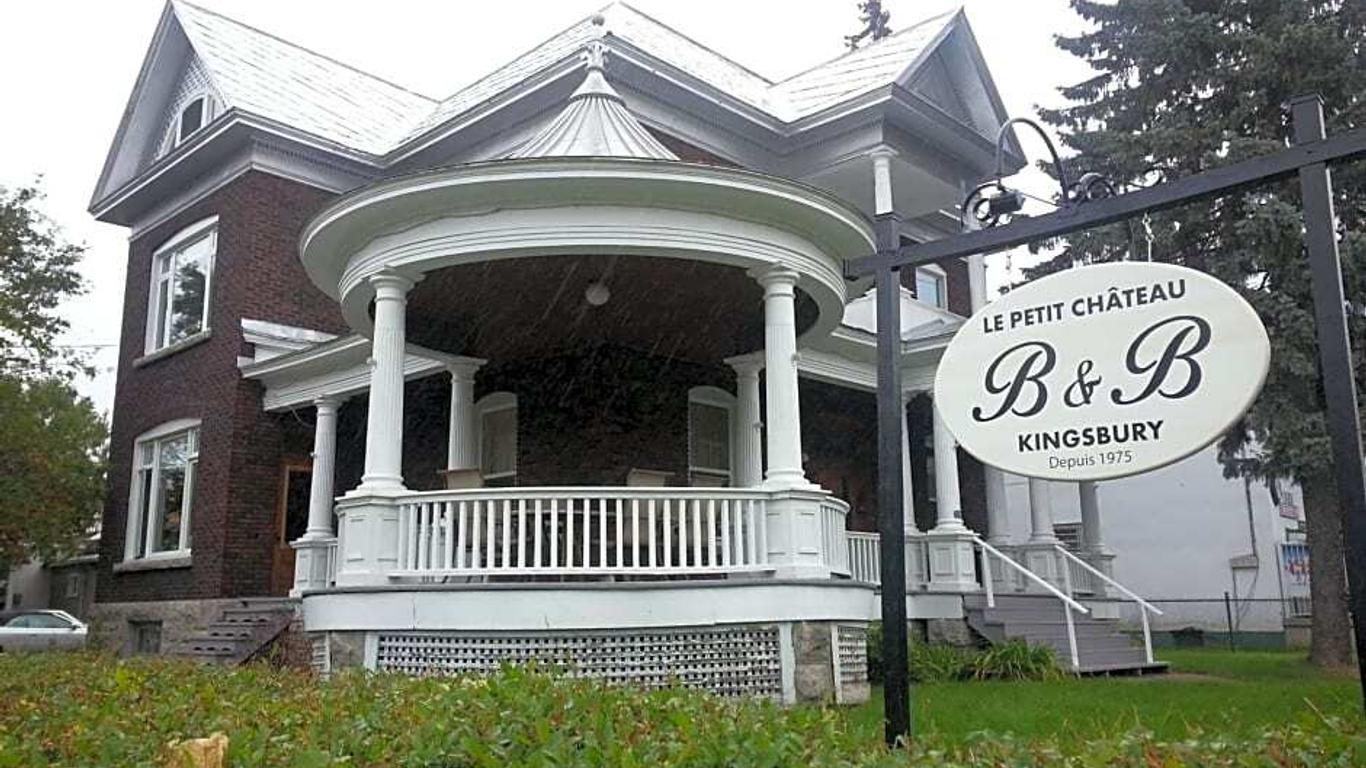 Le Petit Château Montebello B&B