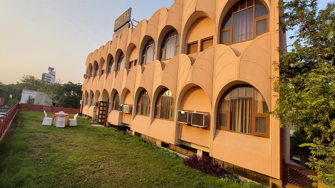 Hotel Aditya