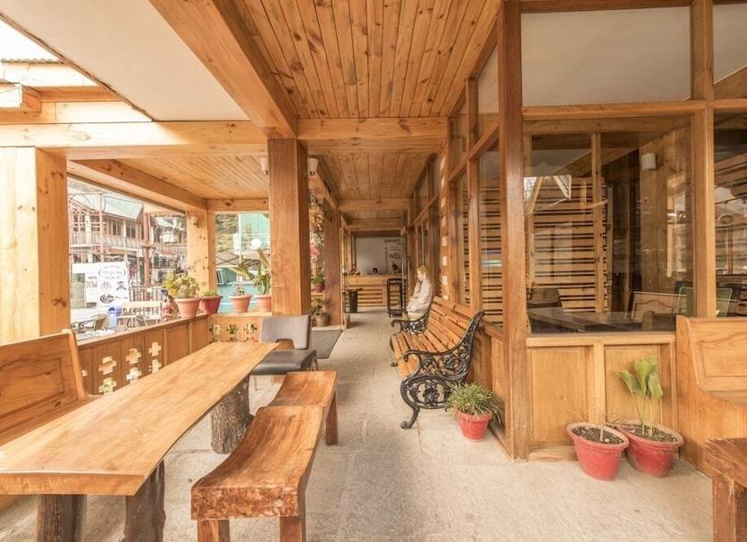Dining room Photo