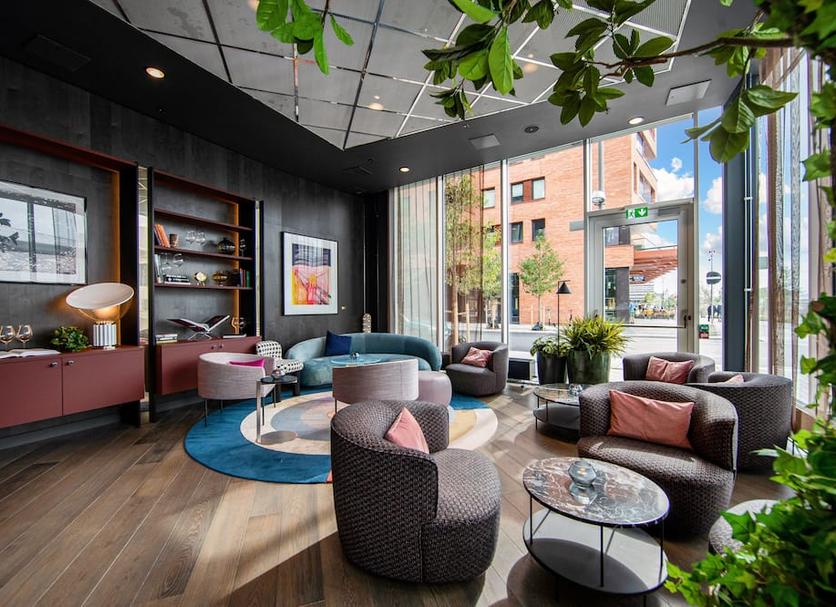 Lounge Photo