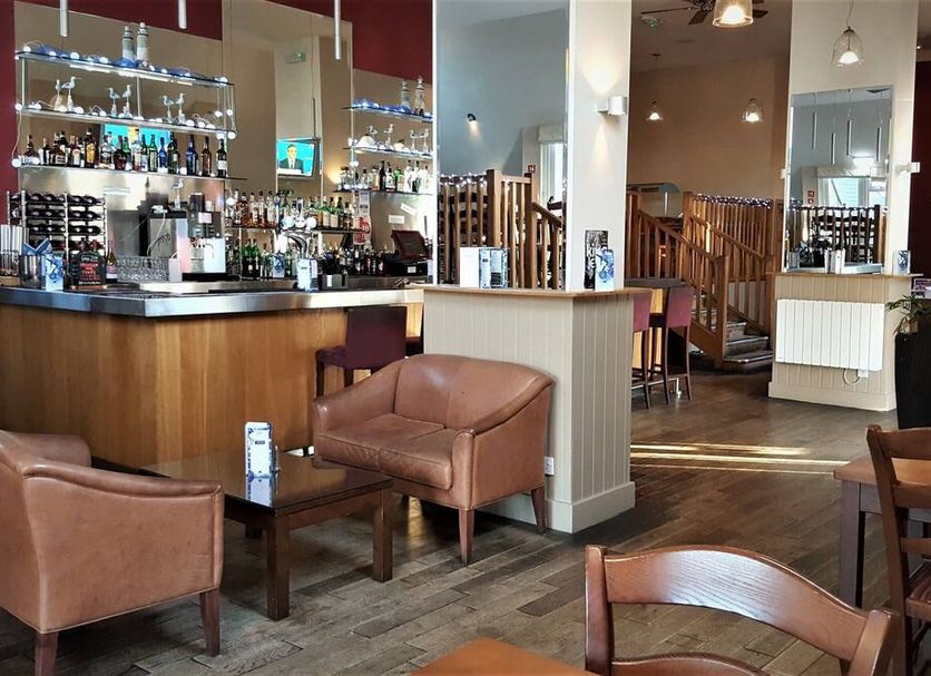 Bar Photo