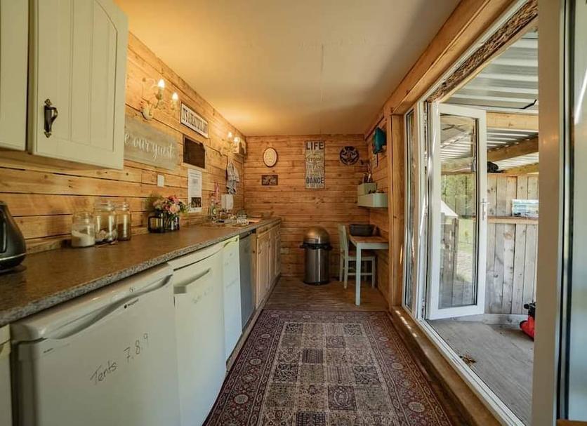 Kitchen Photo