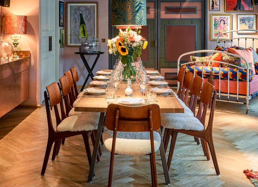 Dining room Photo