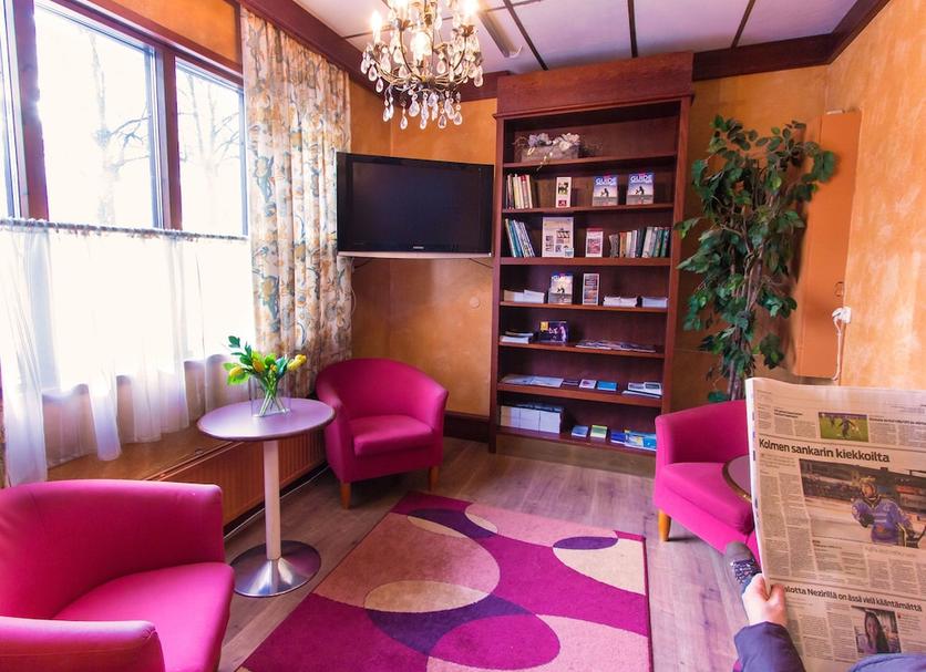 Lounge Photo