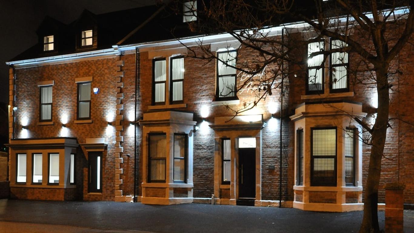 Bentinck Apartments