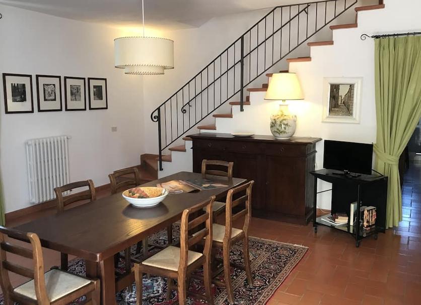 Dining room Photo