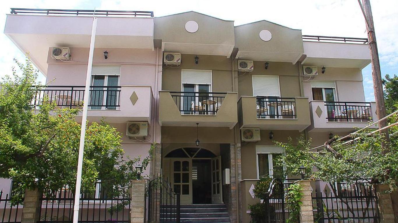 Kristal Hotel