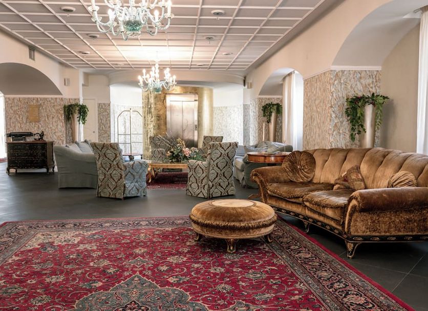 Lobby Photo