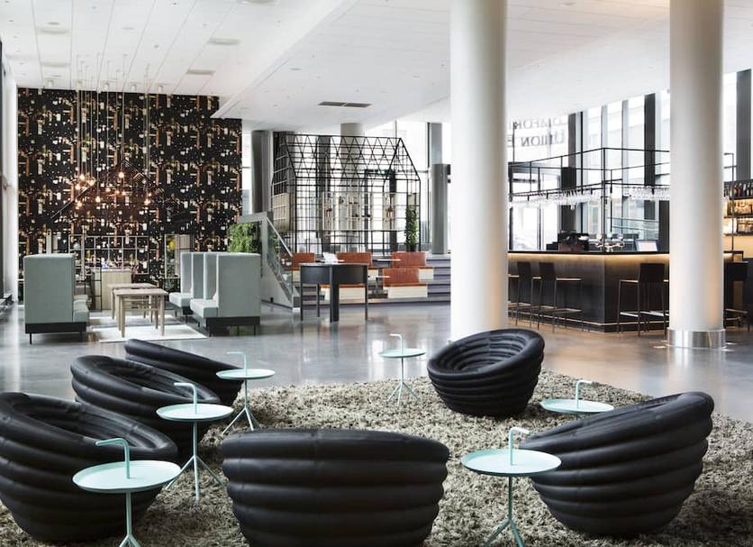 Lobby Photo