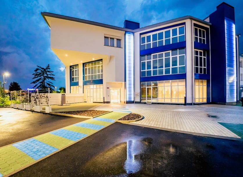 Building Photo