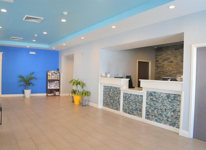 Front desk Photo