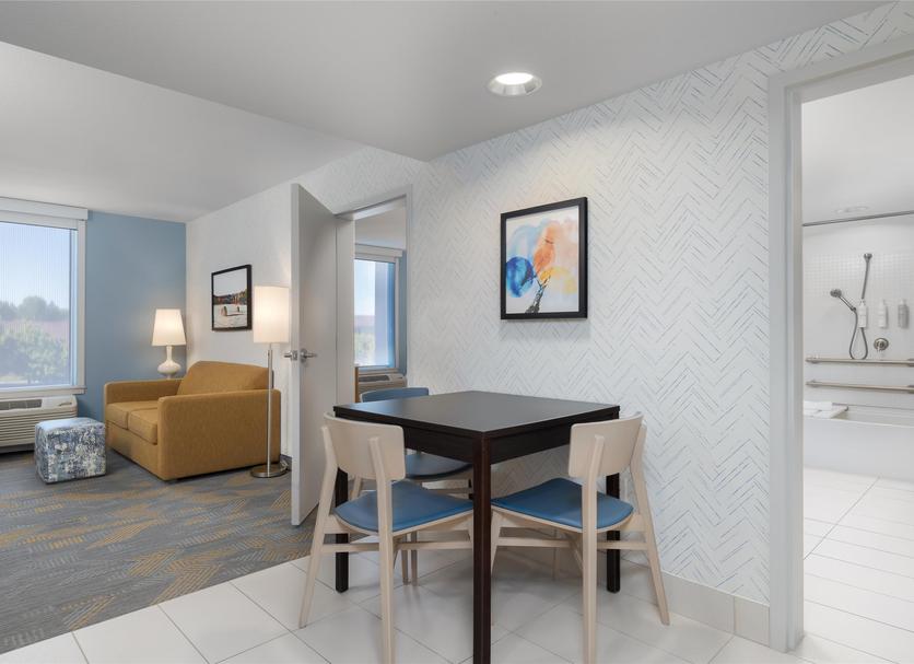 Dining room Photo