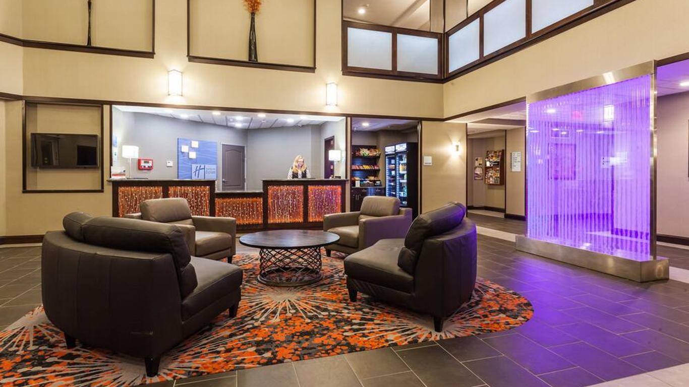 Holiday Inn Express & Suites Rapid City I-90