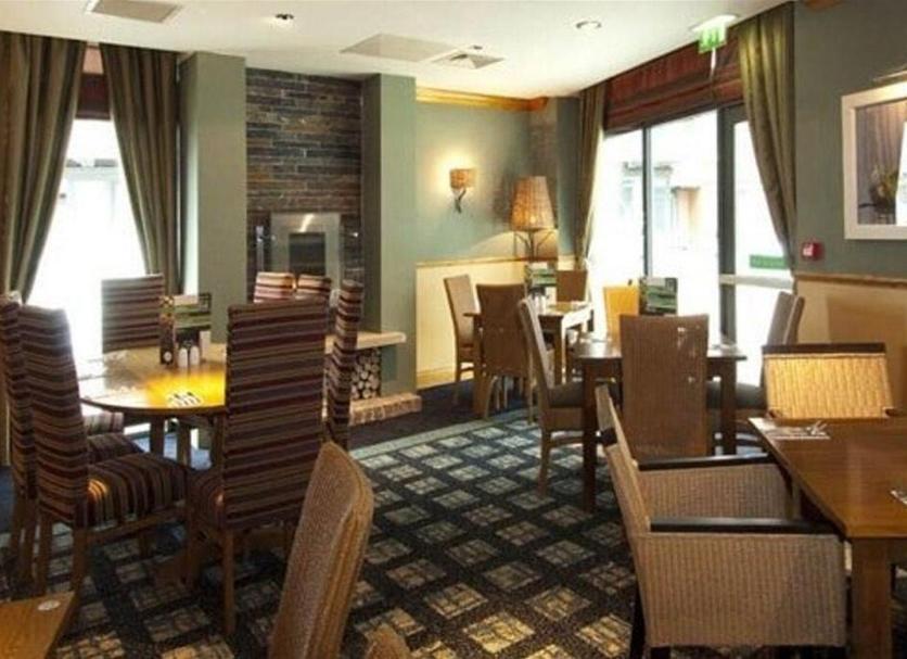 Restaurant Photo