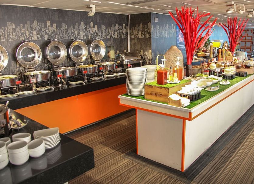 Buffet Photo