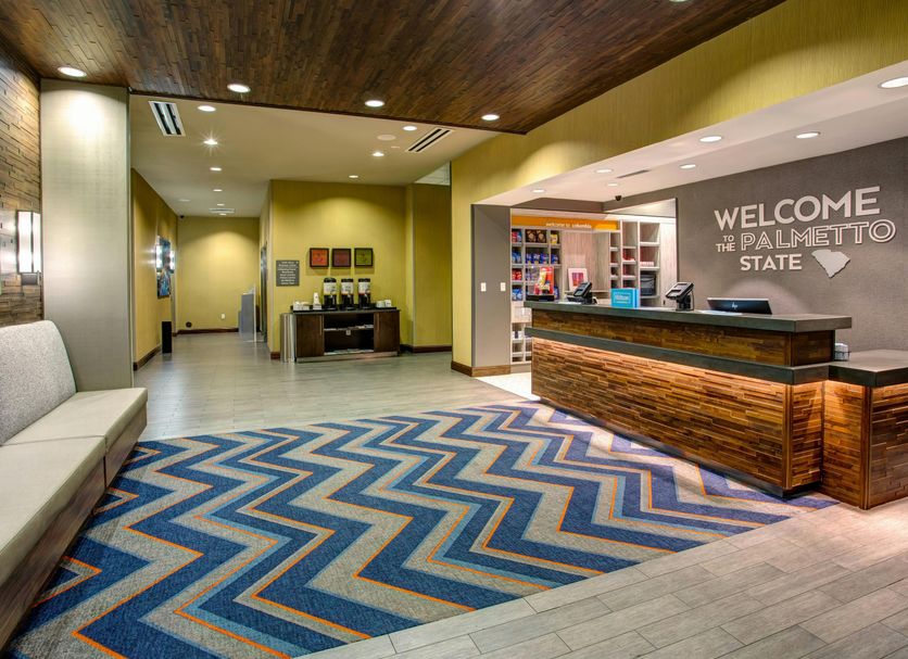 Front desk Photo