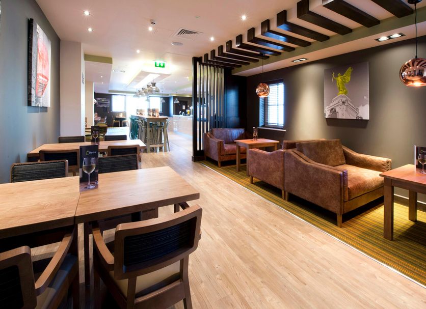 Premier Inn Colchester Town Centre £54. Colchester Hotel Deals ...