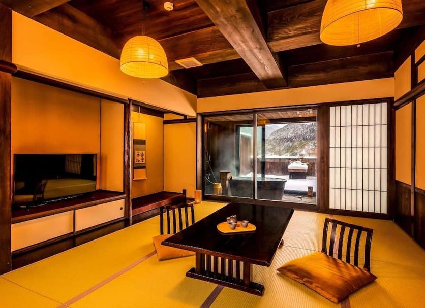 Dining room Photo