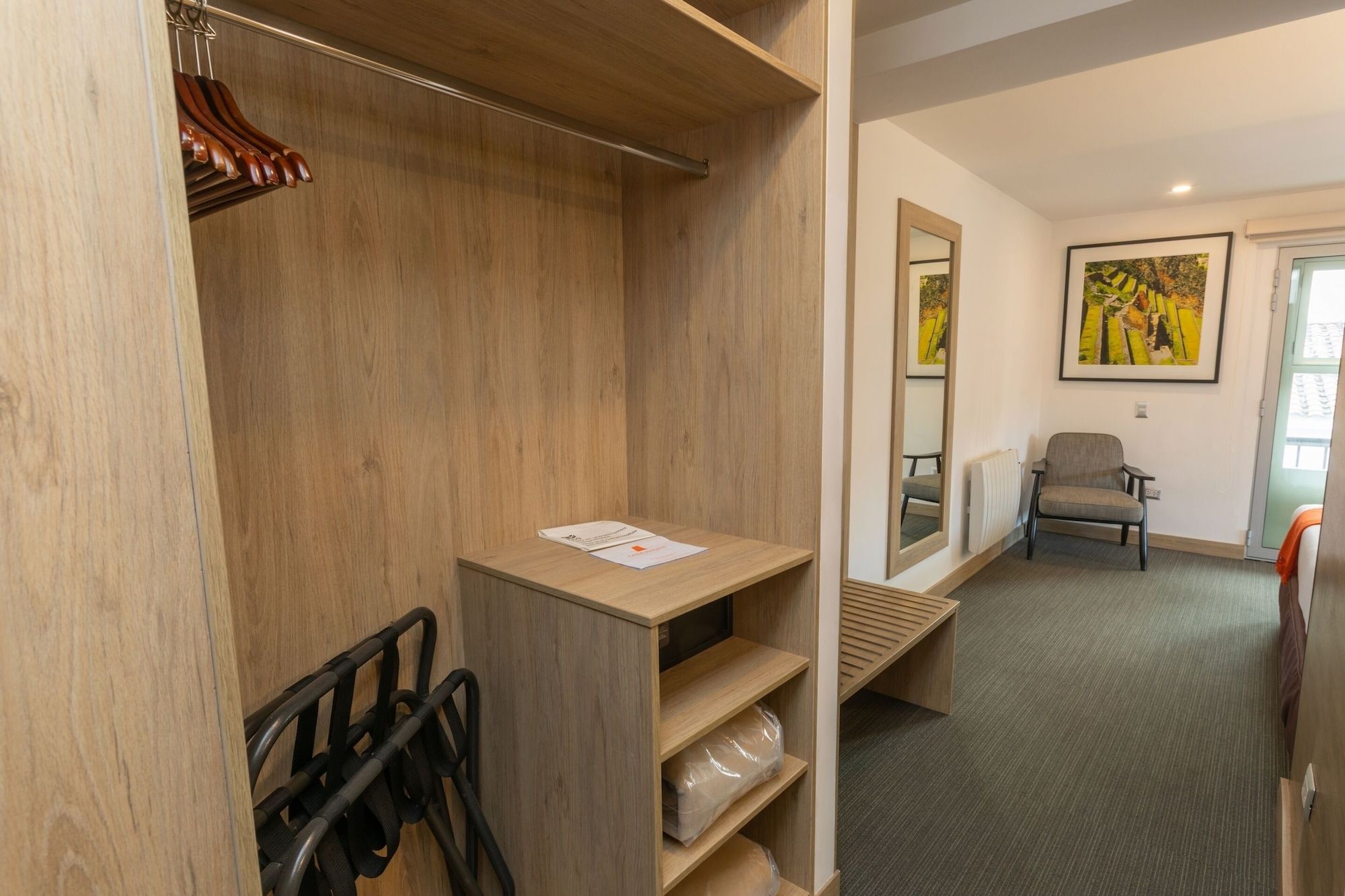 Room amenity