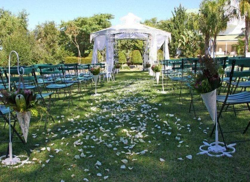 Banquet hall Photo