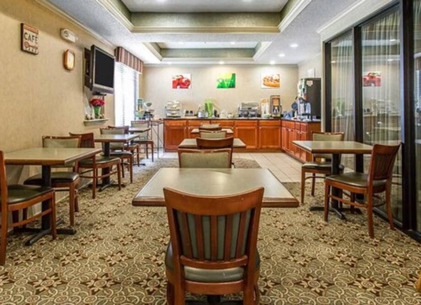 Buffet Photo