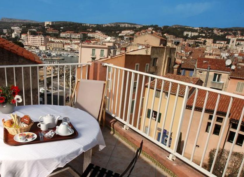 Balcony Photo