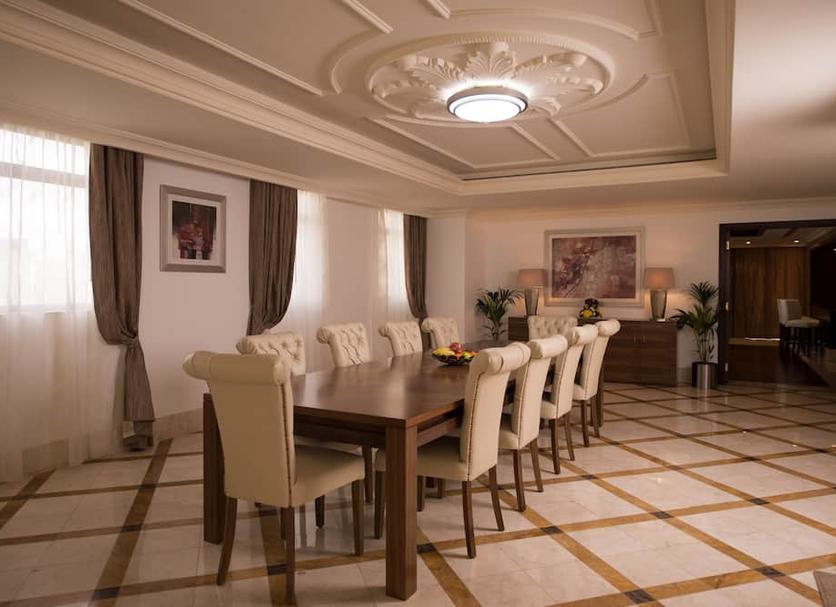 Dining room Photo