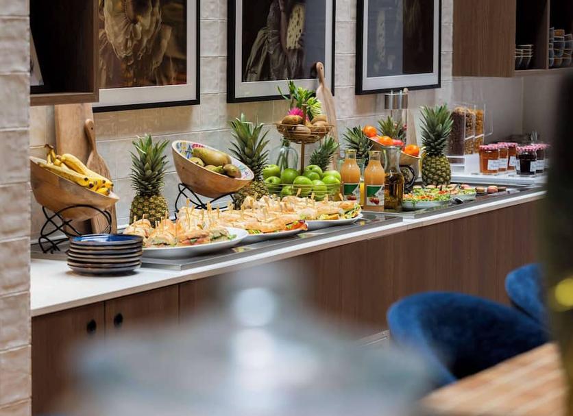 Buffet Photo