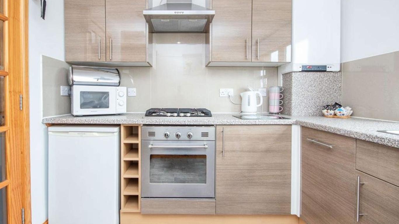 Innes Street Apartments