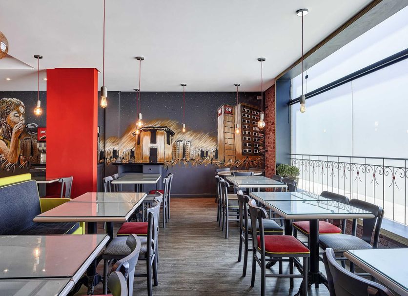 Restaurant Photo