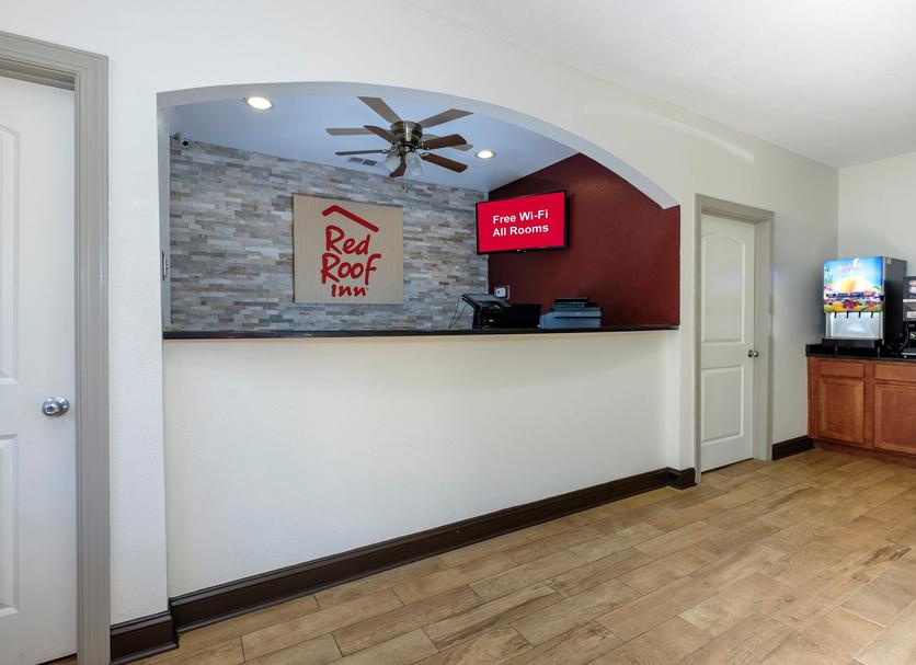 Front desk Photo