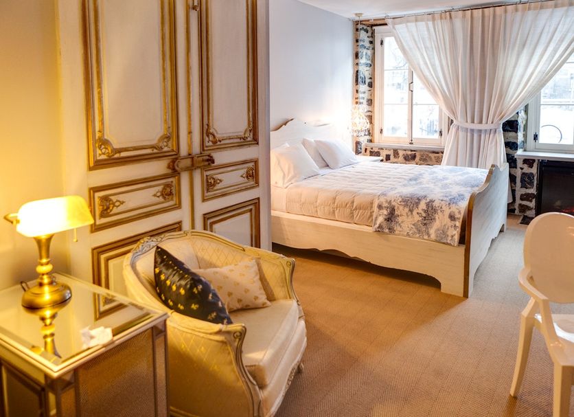 Bedroom Photo