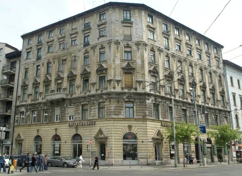 Building Photo