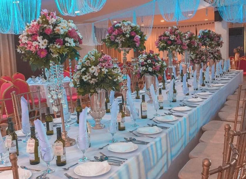 Banquet hall Photo