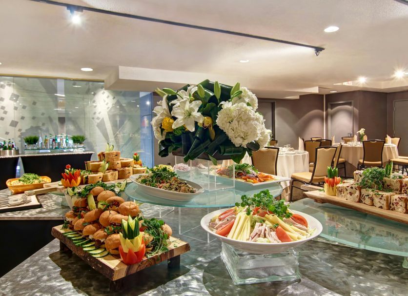 Buffet Photo