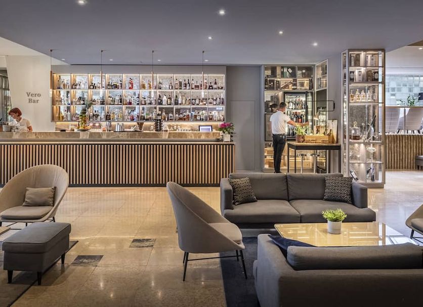 Bar Photo