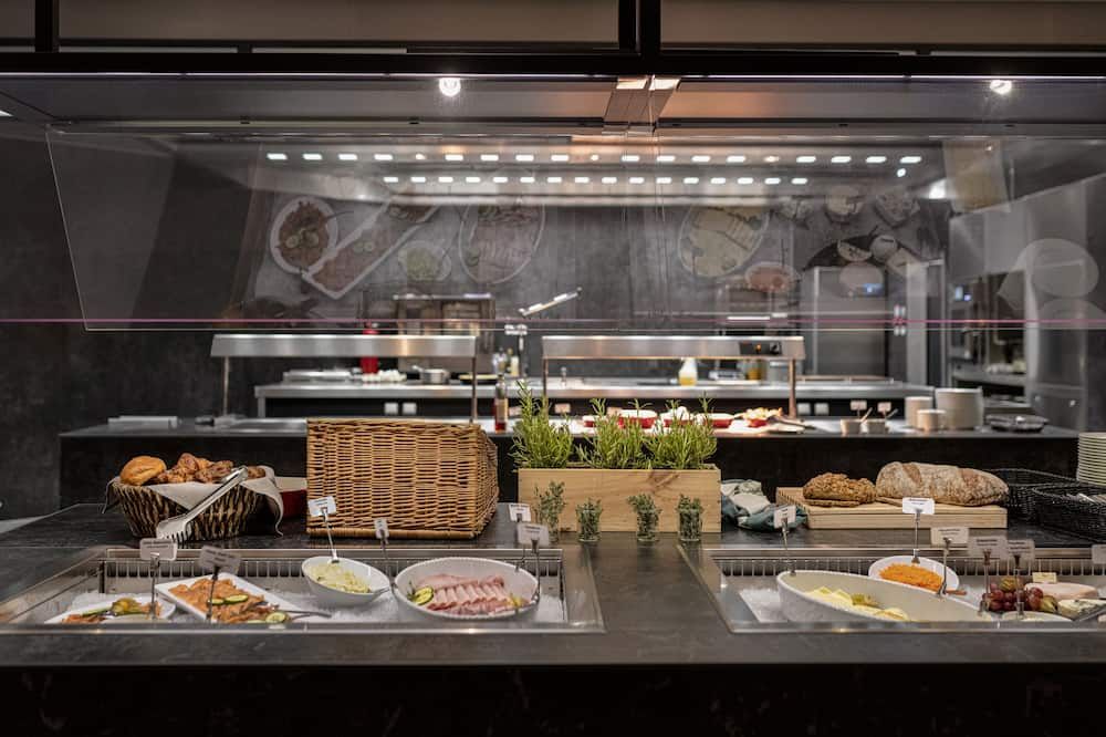 Buffet Photo
