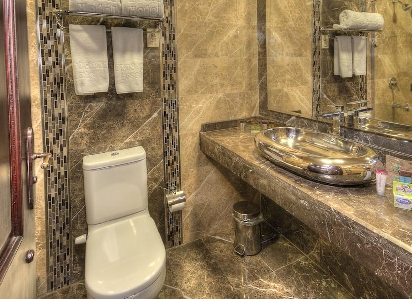 Bathroom Photo