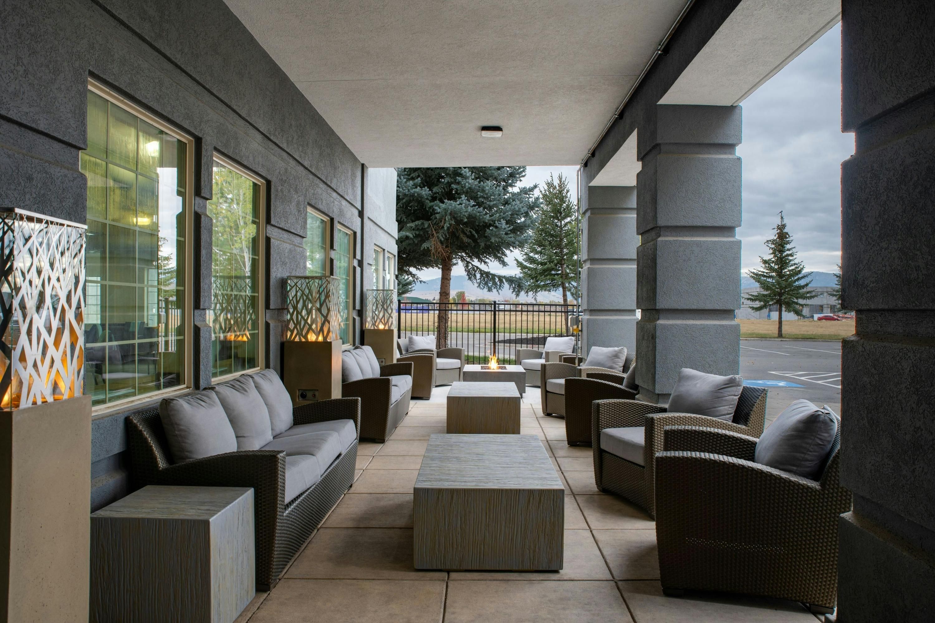 Lounge Photo