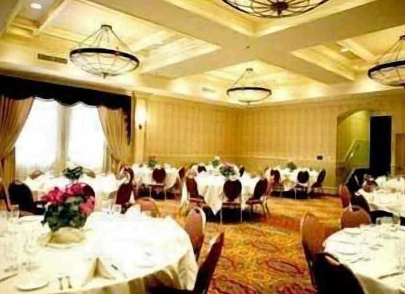 Banquet hall Photo