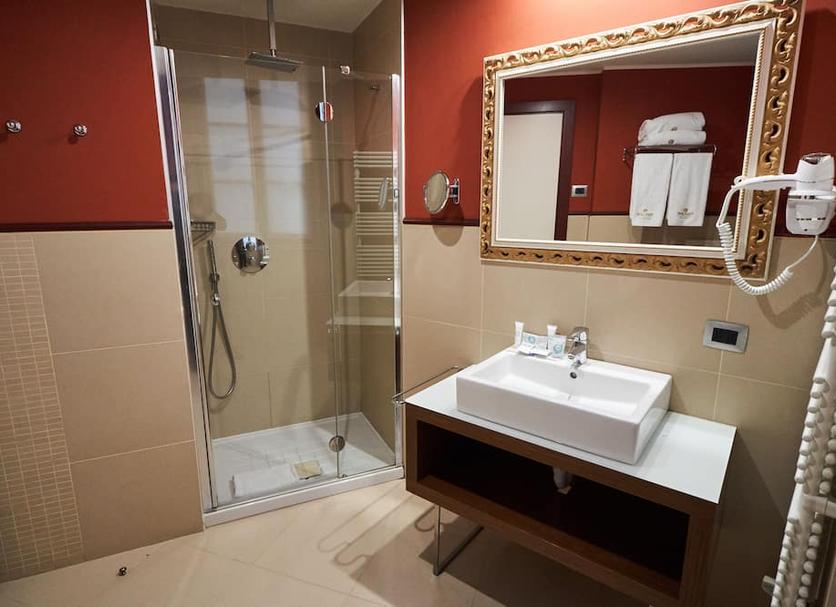 Bathroom Photo
