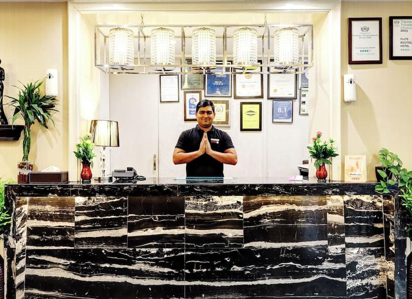 Front desk Photo