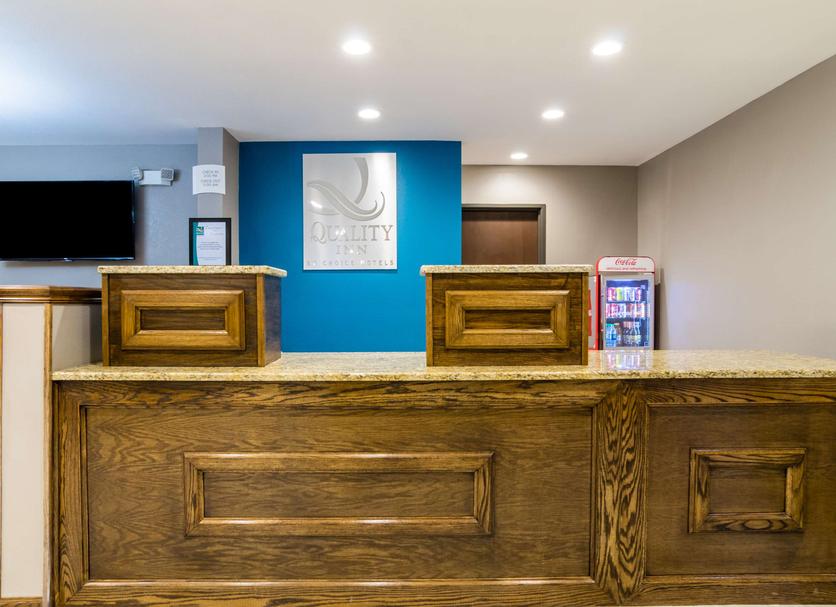 Front desk Photo